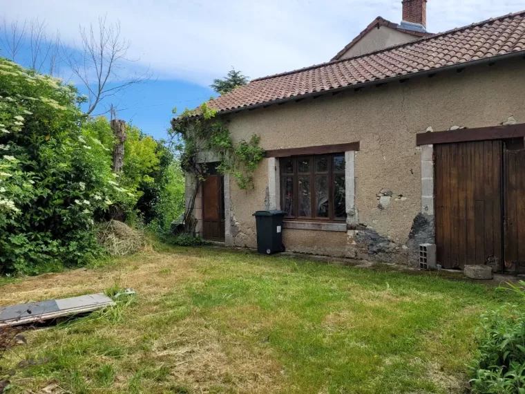 Maison dans petit hameau Razac sur l’isle