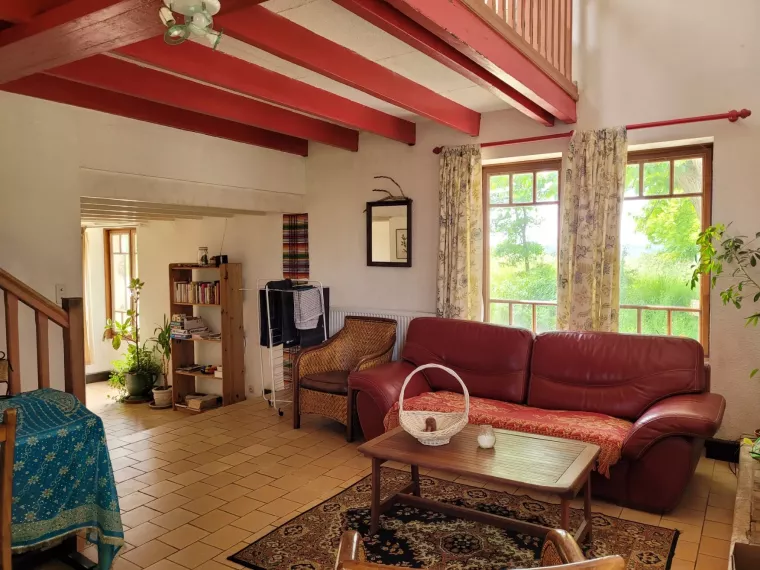Maison dans petit hameau Razac sur l’isle