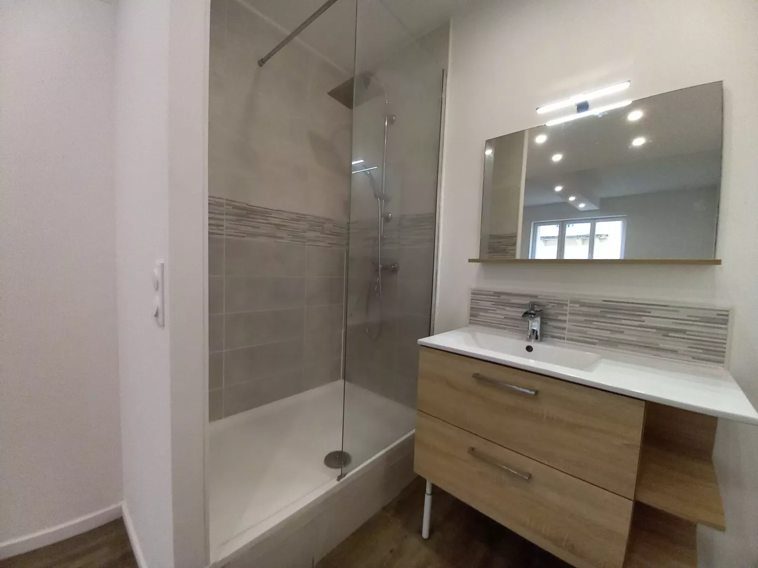 APPARTEMENT 3 CHAMBRES Centre ville de Périgueux