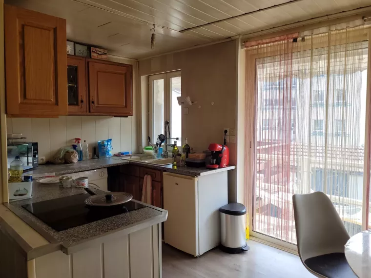 Petit Immeuble avec deux appartements