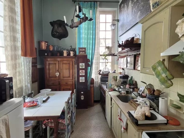 Appartement allée de Tourny avec garage