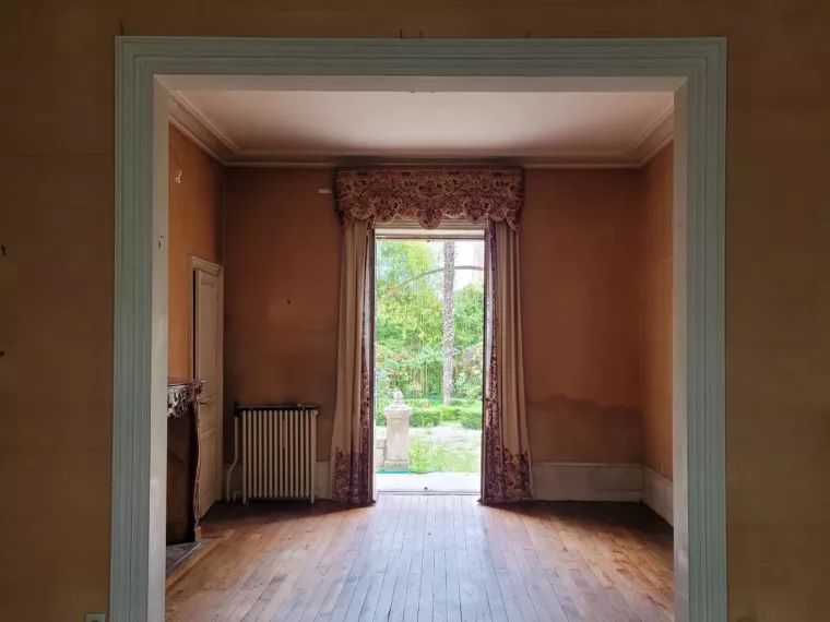 Maison bourgeoise avec parc arboré