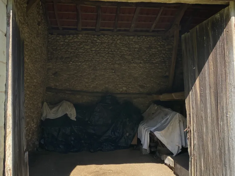 Fermette à restaurer 30 min Périgueux