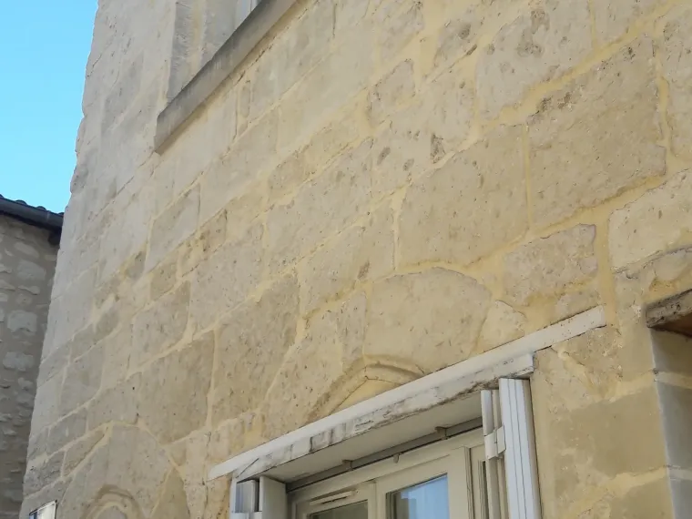 Immeuble centre ville 6 studios meublés