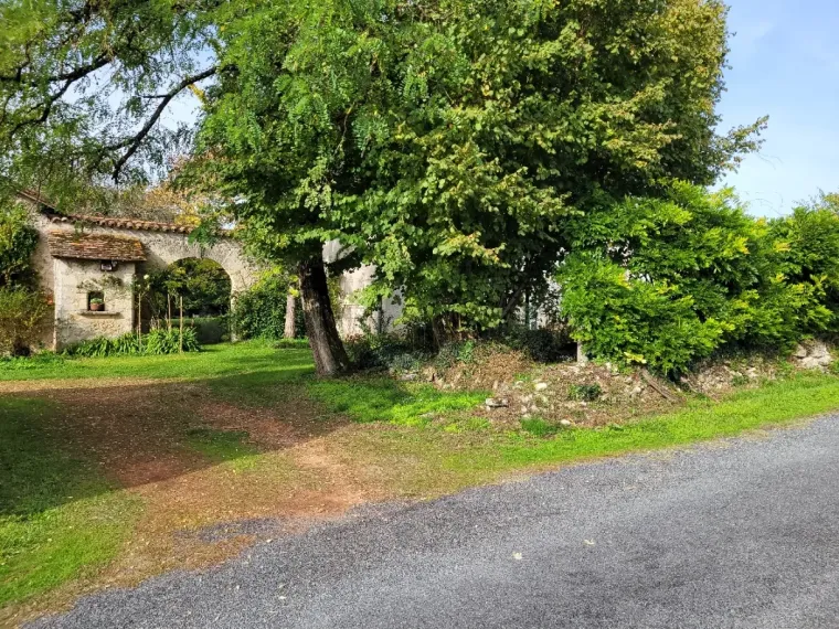 Ensemble immobilier 10 Périgueux