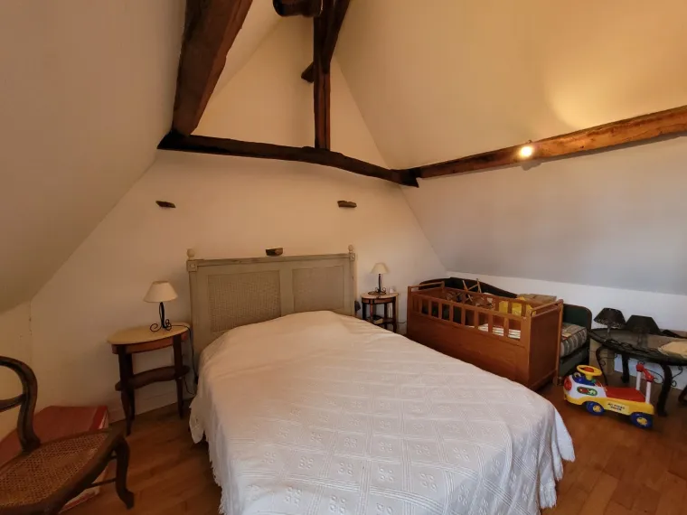 Belle périgourdine de caractère avec piscine et étang sur 2,6ha
