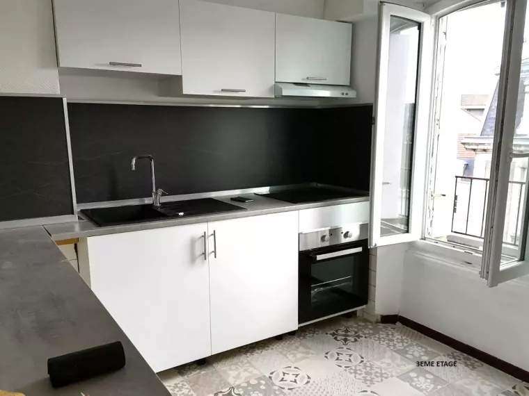 IMMEUBLE AVEC 4 APPARTEMENTS T3